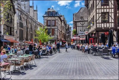 Combien d'�uvres a-t-il &eacute;crites ?