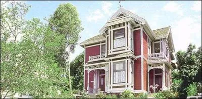 Ce manoir appartient :