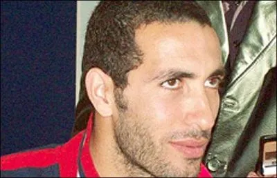 Ce joueur fait partie de l'E. N. algrienne :