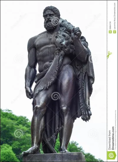 Le premier nom d'Héraclès est :