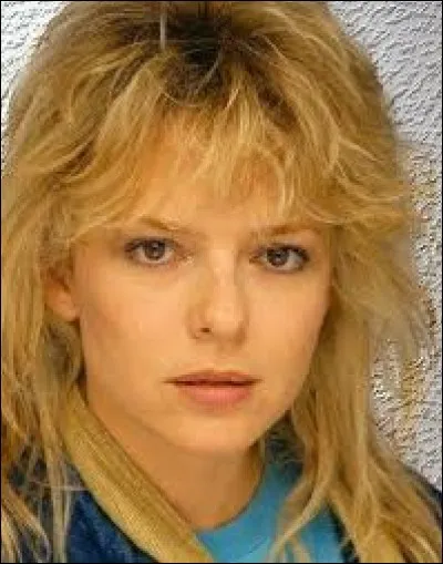 Complétez le titre de cette chanson de France Gall : "Poupée de cire,...