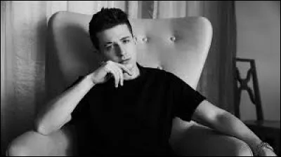 Combien de chansons comporte son second album ?