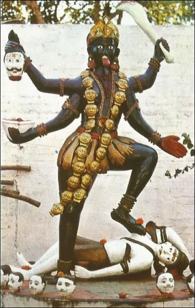 "Annapurna" est le surnom de Kali. Cela veut dire...