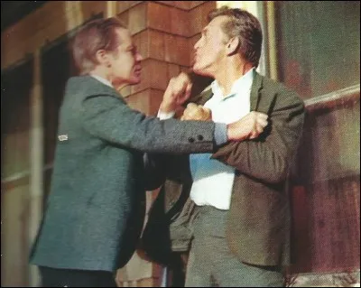 Quel est ce film de Kazan, avec Michael Higgins et Kirk Douglas ?