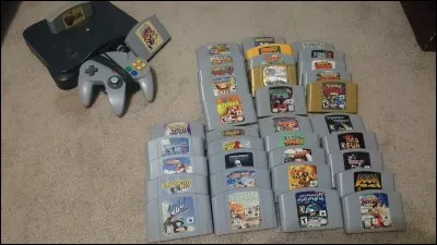 À combien de joueurs peut-on jouer au maximum avec la Nintendo 64 ?