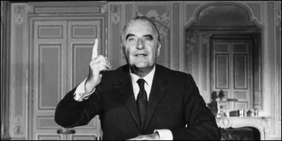 Pompidou dit "jeter le voile" en graciant Paul Touvier, responsable de la milice. En quelle année ?