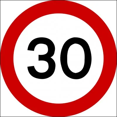 Si un conducteur roule à 45 km/h alors qu'il doit rouler à 30 km/h, que doit-on dire au conducteur, en faisant la phrase en anglais ?