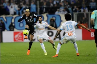 Durant la saison 2017-2018, le match retour OM-OL s'est terminé sur le score de :