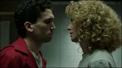 Est-ce que Denver et Monica restent ensemble à la fin ?