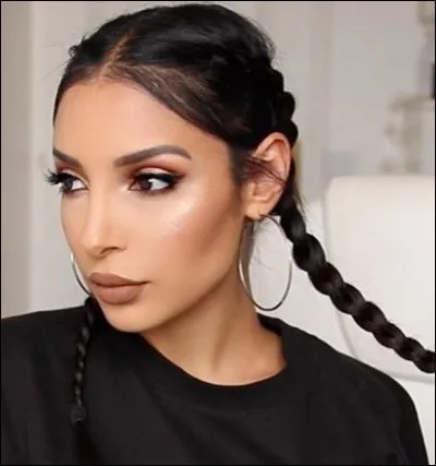 A-t-elle un animal de compagnie ?