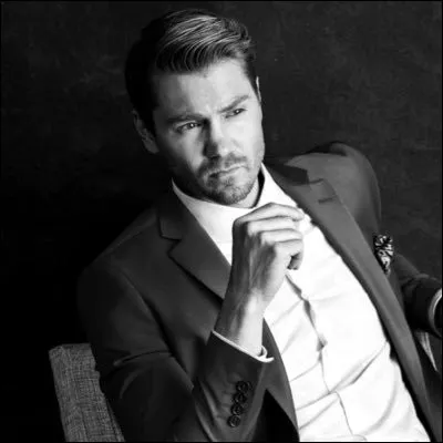 Qui joue le rôle de Lucas Scott ?