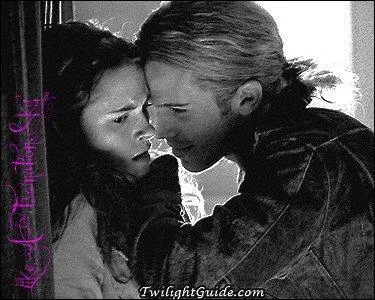 Quand Bella entre dans le studio de danse et cours vers le placard de quelle anne date la vido familiale de Bella ?