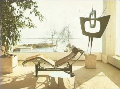 Qui est le créateur de cette "chaise longue" ?