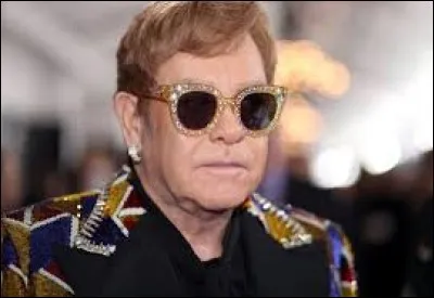 Qui a chanté "Can You Feel the Love Tonight" pour le "Roi Lion" ?