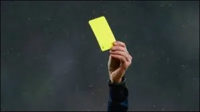 Que signifie un carton jaune au football ?