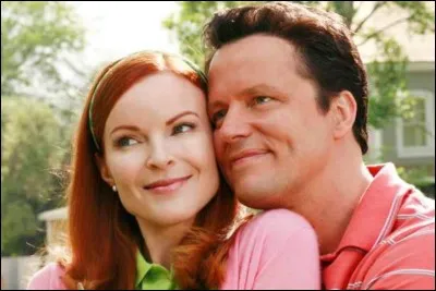 Quelle excuse trouve Bree pour justifier les absences de Rex dues à leur thérapie de couple ?