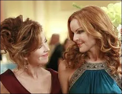 Comment se nomme le bal où Bree et Katherine supervisent l'organisation, entraînant de ce fait de nombreuses disputes entre elles ?