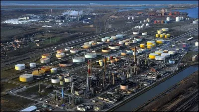 La bataille de Dunkerque a eu lieu en 1940.