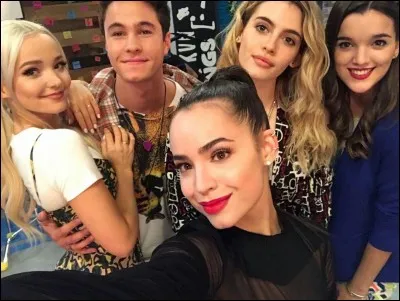 Dans la saison 3, j'ai changé de look pour m'appeler Veronica, je suis...