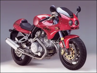 Belles motos made in France qui pouvaient rivaliser avec les meilleures mondiales ! Quelle est cette marque assassinée par son repreneur, le même que Venturi d'ailleurs.