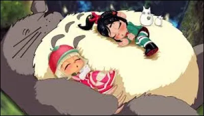 Vanellope et Taffyta sont allongées sur :