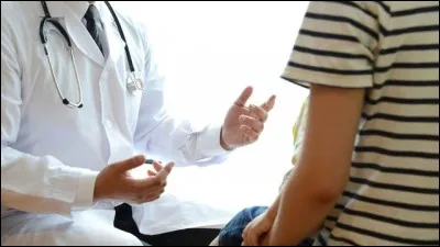 Suite à un accident du travail, à partir de combien de jours d'absence l'employeur doit-il organiser une visite médicale de reprise ?