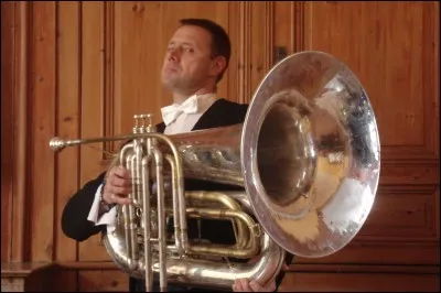 Que faut-il toujours avoir sur soi quand on est trompettiste ?