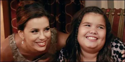 Quel numéro décide de présenter Juanita au spectacle de fin d'année ?