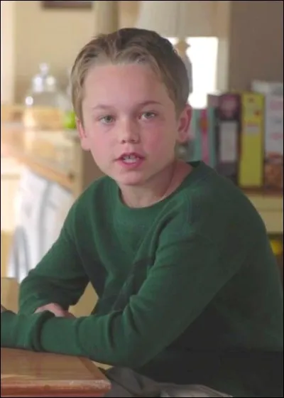 Quel objet Carlos, Ben et Tom construisent-ils avec MJ ?