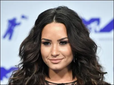 Qui est cette chanteuse ?