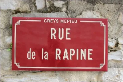 Celui-là, par contre, ne m'intéresse pas, il mène une vie de débauche !