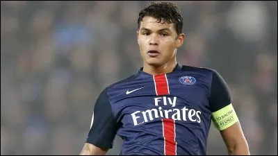 Qui est le capitaine du Paris Saint-Germain en juin 2018 ?