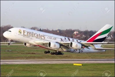 En tonnes, quelle est la masse maximale au décollage de l'Airbus A380 ?