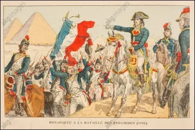 Qui mena l'armée française lors de la bataille des Pyramides en juillet 1798 ?