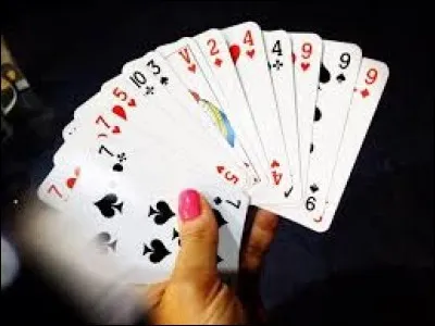 Le "trou du cul" désigne aussi un jeu de cartes, dont le but est de :