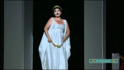 Qui a composé "Norma" ?