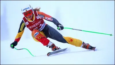 Le ski de compétition est une discipline olympique.