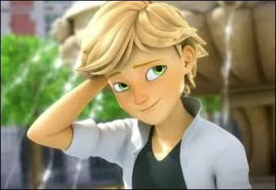 Adrien est également...