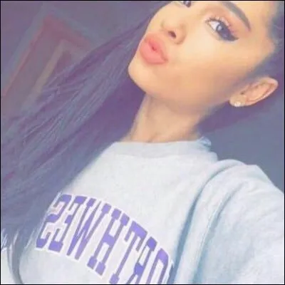 Les paroles "like it's 1954..." sont extraites de "Piano".