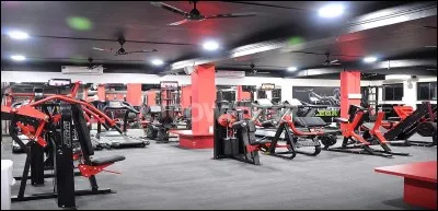 Quel agrès n'est pas utilisé en gymnastique rythmique ?