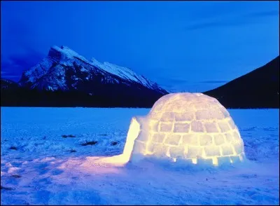 Les Inuits appelaient "igloo" toutes les maisons.