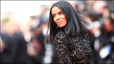 Shy'm s'est lancée de la scène mais aucun de ses fans ne l'a rattrapée ?