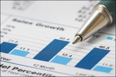 Si un élève finit en dessous de 12 de moyenne à la fin de l'année, il doit redoubler.