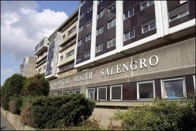 Quel était l'ancien nom de l'hôpital Roger Salengro ?