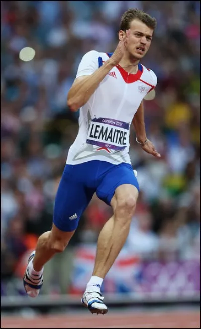 Pour finir, le Français Christophe Lemaitre a établi un temps de [...] à Londres en 2012 sur 200 m.