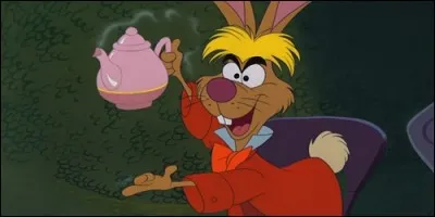 Dans "Alice au pays des merveilles", avec qui le Lièvre de mars est-il attablé ?