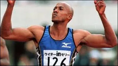 N : Quelle est la nationalité du sprinter Frank Fredericks ?
