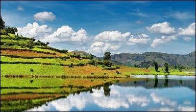 O : Quel pays est le plus au Sud ?