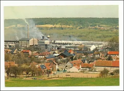 Ensuite, j'ai fait un peu de tourisme industriel en visitant, dans l'Oise, l'usine Saint-Gobain à...