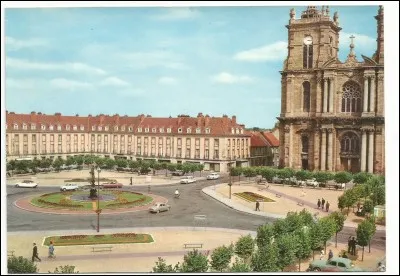 Après ma guérison, j'ai voulu admirer la statue de Jeanne-d'Arc sculptée par Bourdelle. Dans quelle ville de la Marne peut-on la voir ?